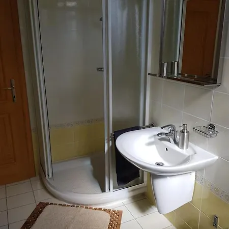 Apartma Crnica Διαμέρισμα Hočko Pohorje